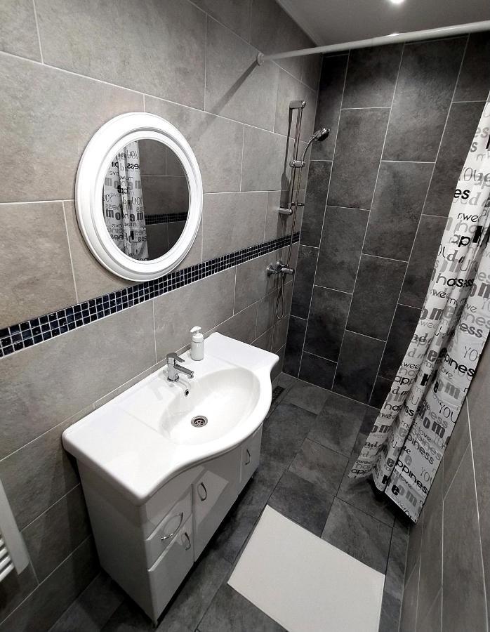 Emmabella Apartmanok エゲル エクステリア 写真